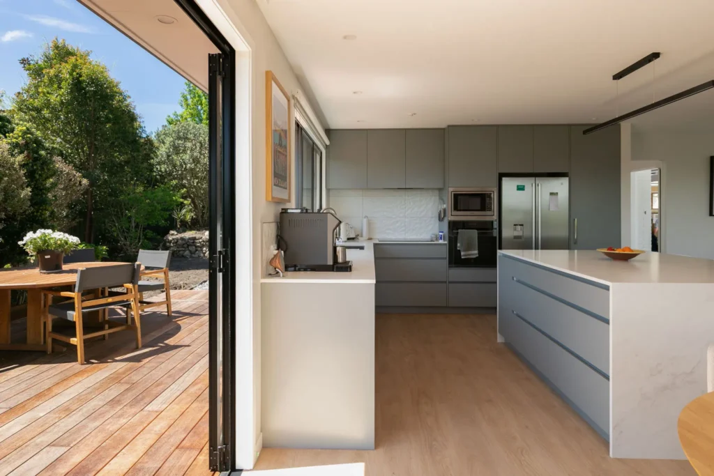 Becker-Building-Hawkes-Bay-Renovations-Kitchen-Open-Plan_hastings-Napier